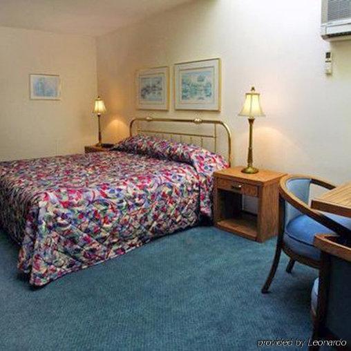 Shawano Four Seasons Resort Δωμάτιο φωτογραφία