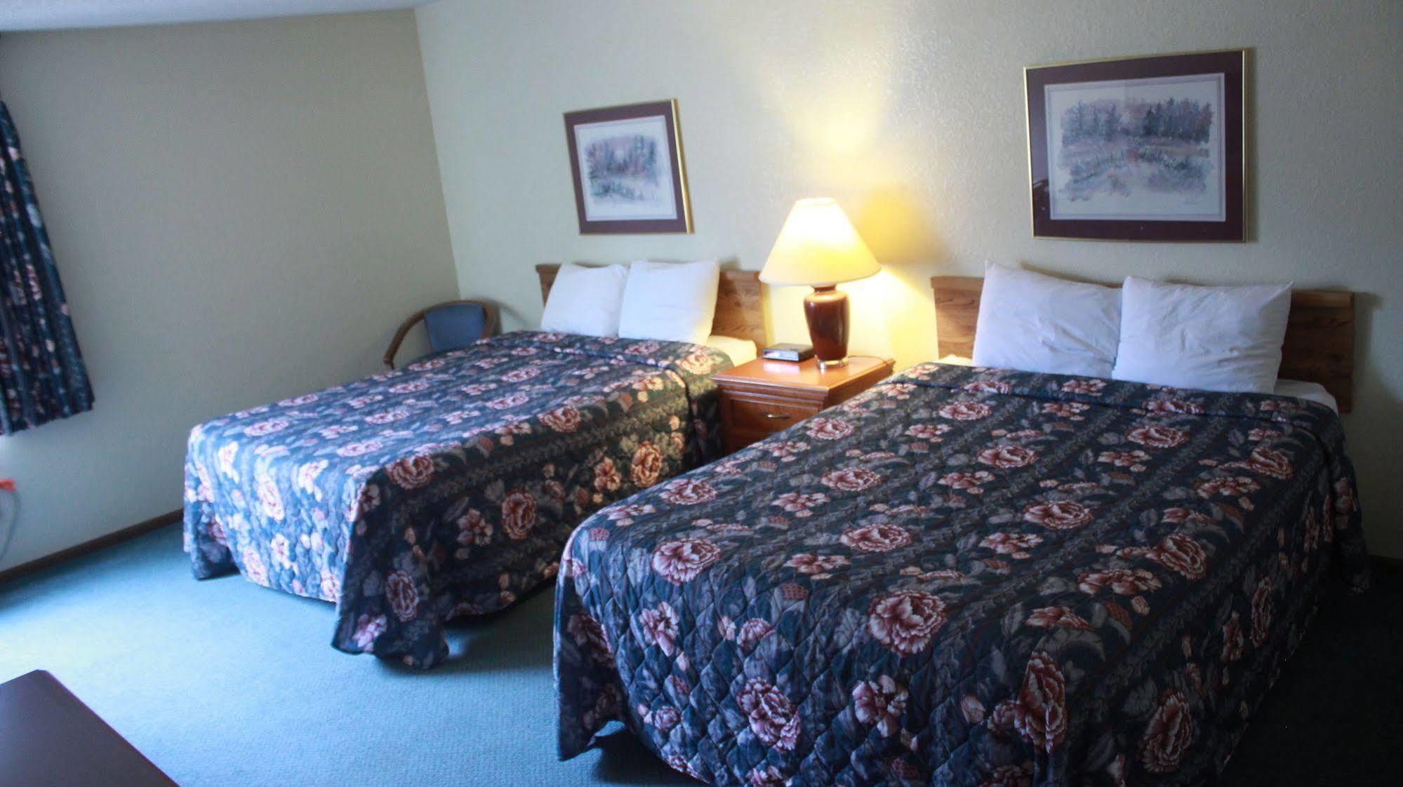 Shawano Four Seasons Resort Εξωτερικό φωτογραφία