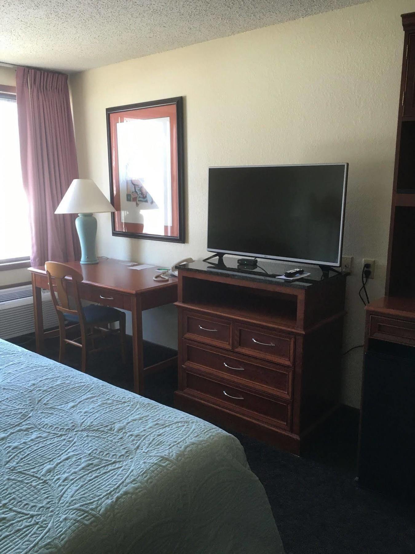 Shawano Four Seasons Resort Εξωτερικό φωτογραφία