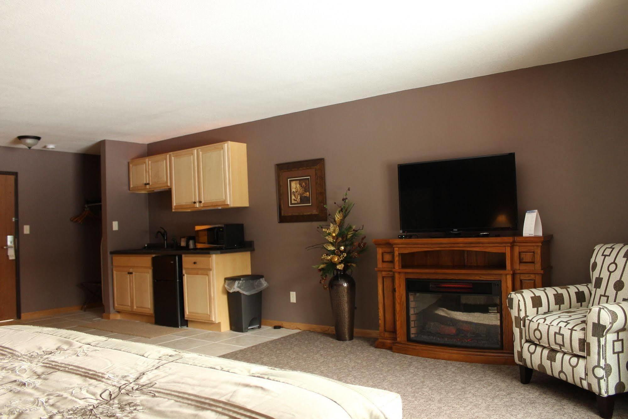 Shawano Four Seasons Resort Εξωτερικό φωτογραφία